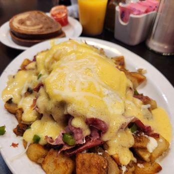 Stacked Pancake & Breakfast House - Breakfast & Brunch Near Me - Niagara Falls, Ontario