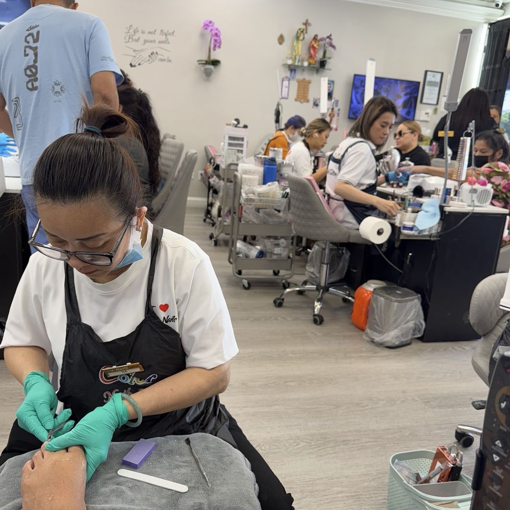 Manicurist has many stations and can serve everyone