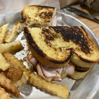 Sonny's BBQ - Big deal turkey - Barbeque Near Me - Tallahassee, Florida Sonny's BBQ - Big deal turkey - Barbeque Near Me - Tallahassee, Florida