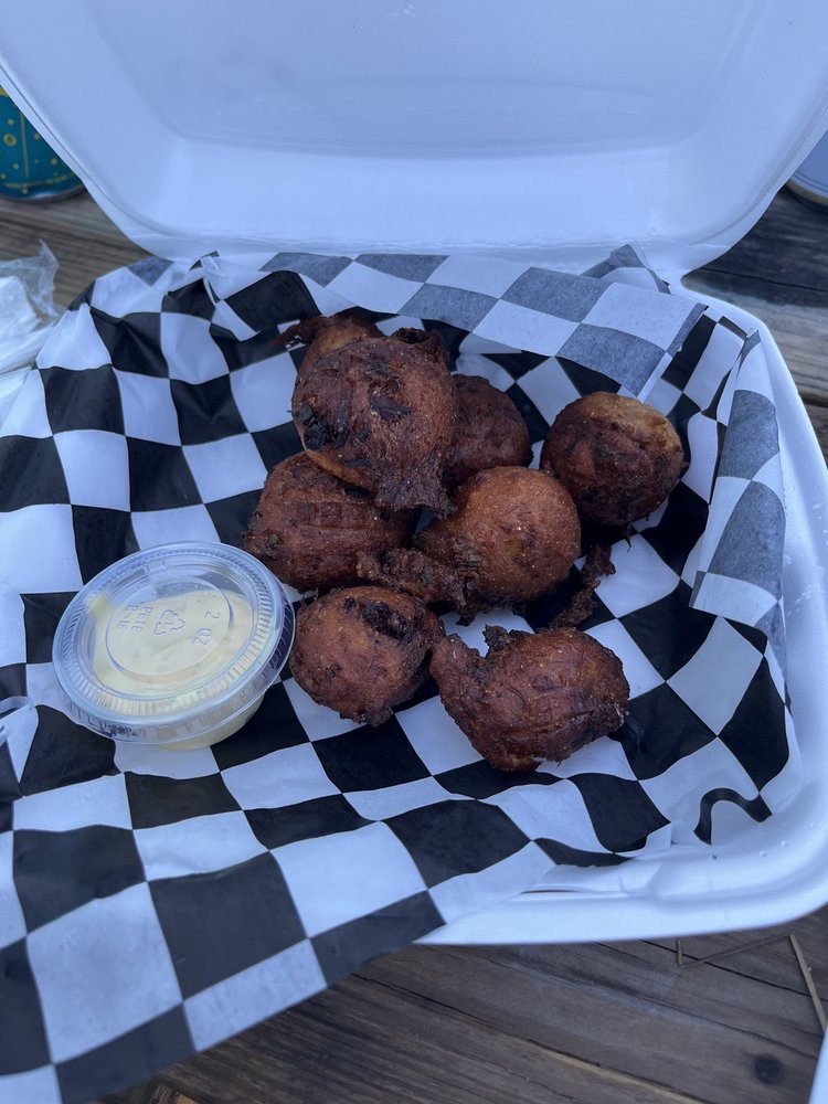 Greentail's Seafood Market and Kitchen