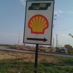 Shell Self Serv - Shell Speedy Stop on I-35 southbound frontage, exit 220