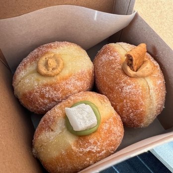 Good Lazy Donuts - Pumpkin cheesecake, cookie butter, and matcha - Donuts Near Me - Issaquah, Washington Good Lazy Donuts - Pumpkin cheesecake, cookie butter, and matcha - Donuts Near Me - Issaquah, Washington