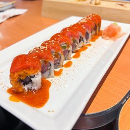 Red hot tuna roll | 5/2023 Red hot tuna roll | 5/2023