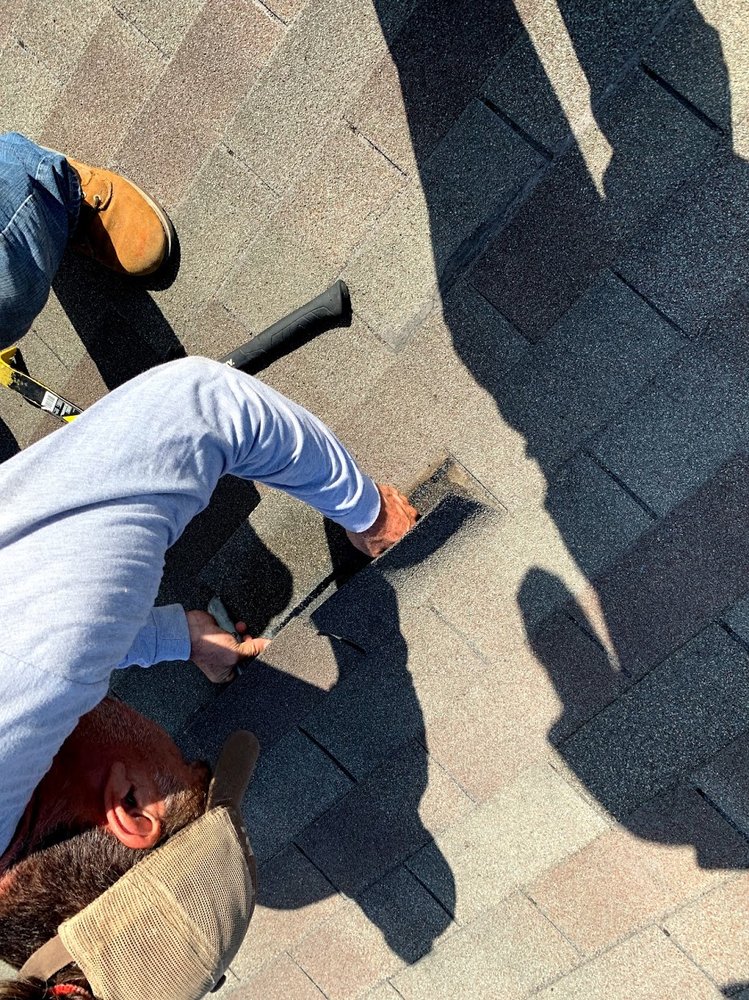 Slide of Cielo Roofing Solutions