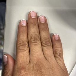 Another picture of gel polish coming off after 3 days. Check out the French lines they are looking like I did them myself at home SMH Another picture of gel polish coming off after 3 days. Check out the French lines they are looking like I did them myself at home SMH