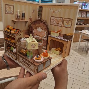 Hello Pottery - Paint-Your-Own Pottery Near Me - Arcadia, California Hello Pottery - Paint-Your-Own Pottery Near Me - Arcadia, California