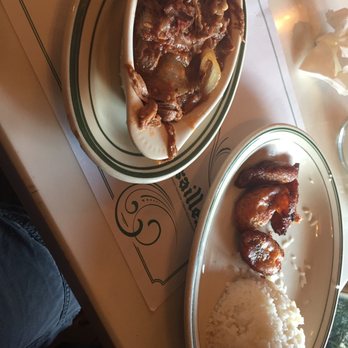 Versailles - Ropa Vieja - Cuban Near Me - Miami, Florida Versailles - Ropa Vieja - Cuban Near Me - Miami, Florida