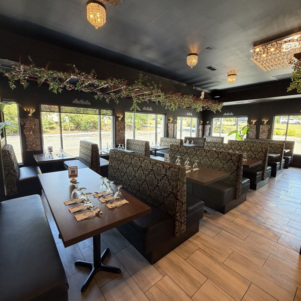 Annalakshmi Greensboro - Inside dining area - Indian Near Me - High Point, North Carolina