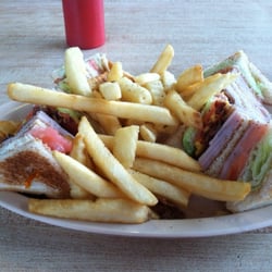 Club with fries