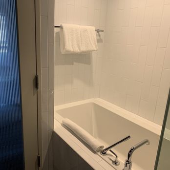 Thompson Chicago - Hotels Near Me - Chicago, Illinois
