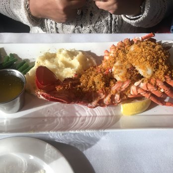 Hemenway's Restaurant - Seafood Near Me - Providence, Rhode Island