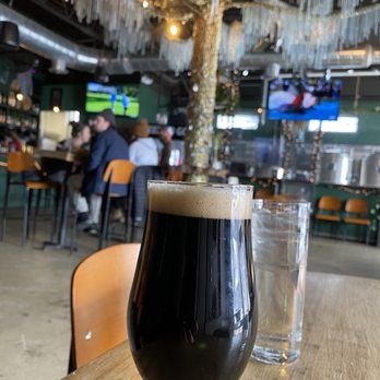 Derive Brewing - Delicious beer and crazy cool chain link tree - Breweries Near Me - Columbus, Ohio
