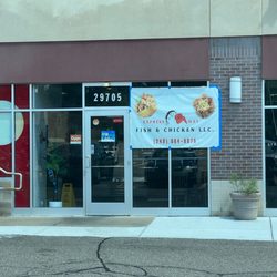 The Captain’s Table - New name, same fish & chicken.