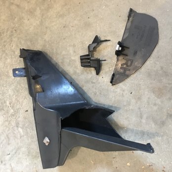 Best Ford - 2015 F-150 Platinum Ford Certified - broken air dam, behind fog light. - Car Dealers Near Me - Nashua, New Hampshire