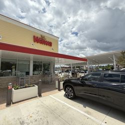 Wawa - Store front
