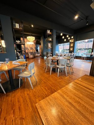 Glenn's Cafe by null