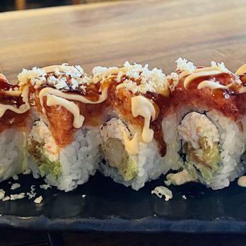 Oao - Sushi Bar & Grill at Wailea - Dragon roll - Sushi Bars Near Me - Kihei, Hawaii Oao - Sushi Bar & Grill at Wailea - Dragon roll - Sushi Bars Near Me - Kihei, Hawaii