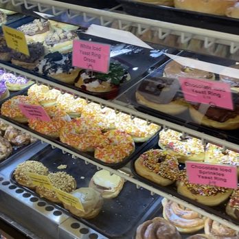 Yummies Donuts & BBQ - Bakeries Near Me - Venice, Florida Yummies Donuts & BBQ - Bakeries Near Me - Venice, Florida