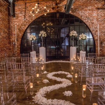 Pop Up Wedding Houston - Ronin Art House was the venue and it was so beautiful! - Wedding Planning Near Me Pop Up Wedding Houston - Ronin Art House was the venue and it was so beautiful! - Wedding Planning Near Me