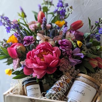 Goodneighbor Floral - Florists Near Me