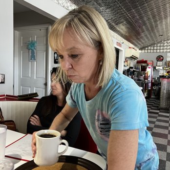 Dixie Lee Diner - Andrea:the definition of southern hospitality. - Diners Near Me - Monteagle, Tennessee Dixie Lee Diner - Andrea:the definition of southern hospitality. - Diners Near Me - Monteagle, Tennessee