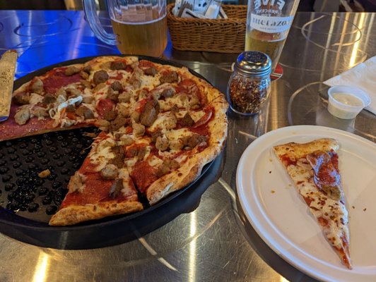NOBLE ROMAN’S CRAFT PIZZA & PUB - 67 Photos & 88 Reviews - Pizza - 6428