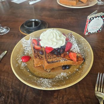 Saint & Second - French toast. Very sweet - Breakfast & Brunch Near Me - Woodland Hills, California Saint & Second - French toast. Very sweet - Breakfast & Brunch Near Me - Woodland Hills, California