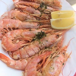 Bar Pregonero - Get your hands on these gambas!