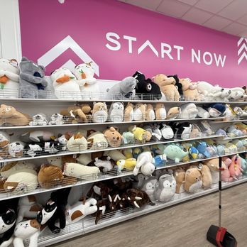 Daiso - Department Stores Near Me - Foster City, California
