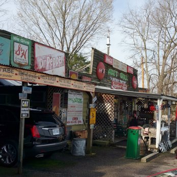 Abe's Grill - Outside of Abe's. - Diners Near Me - Corinth, Mississippi Abe's Grill - Outside of Abe's. - Diners Near Me - Corinth, Mississippi
