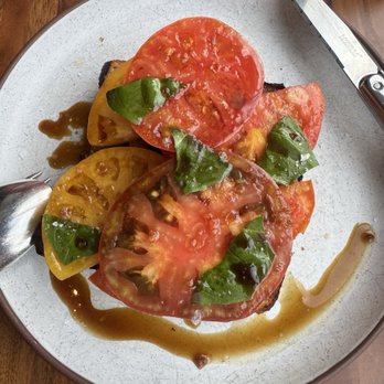 Daisies - THE Overpriced Tomato - Pasta Shops Near Me - Chicago, Illinois