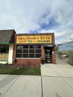 Uncle Harry's Deli Restaurant by null