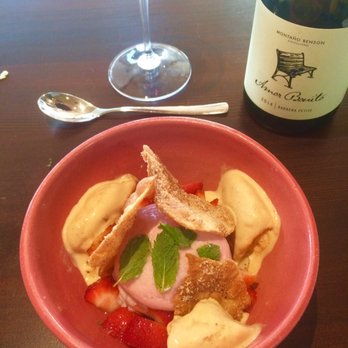 Los Compas - Strawberry Mousse with strawberries and other goodies for dessert. - Mexican Near Me - Tijuana, BCN