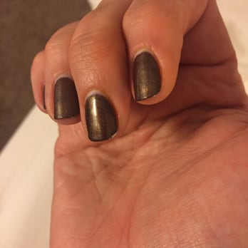Nail Day Lodo - Nails done on Friday with gelish, already chipping on Tuesday. I've never had this happen before. - Nail Salons Near Me - Denver, Colorado