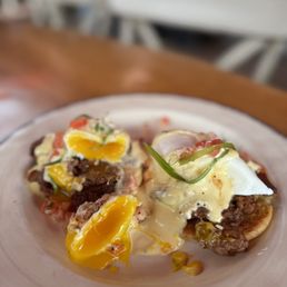 Classic Eggs Benedict