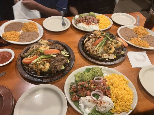 Gabriela & Sofia's Tex-Mex by null