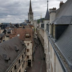 Historial Jeanne d'Arc - Rooftop overlook