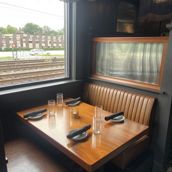 The Pullman Restaurant and Bar - Seating - American Near Me - Bryn Mawr, Pennsylvania