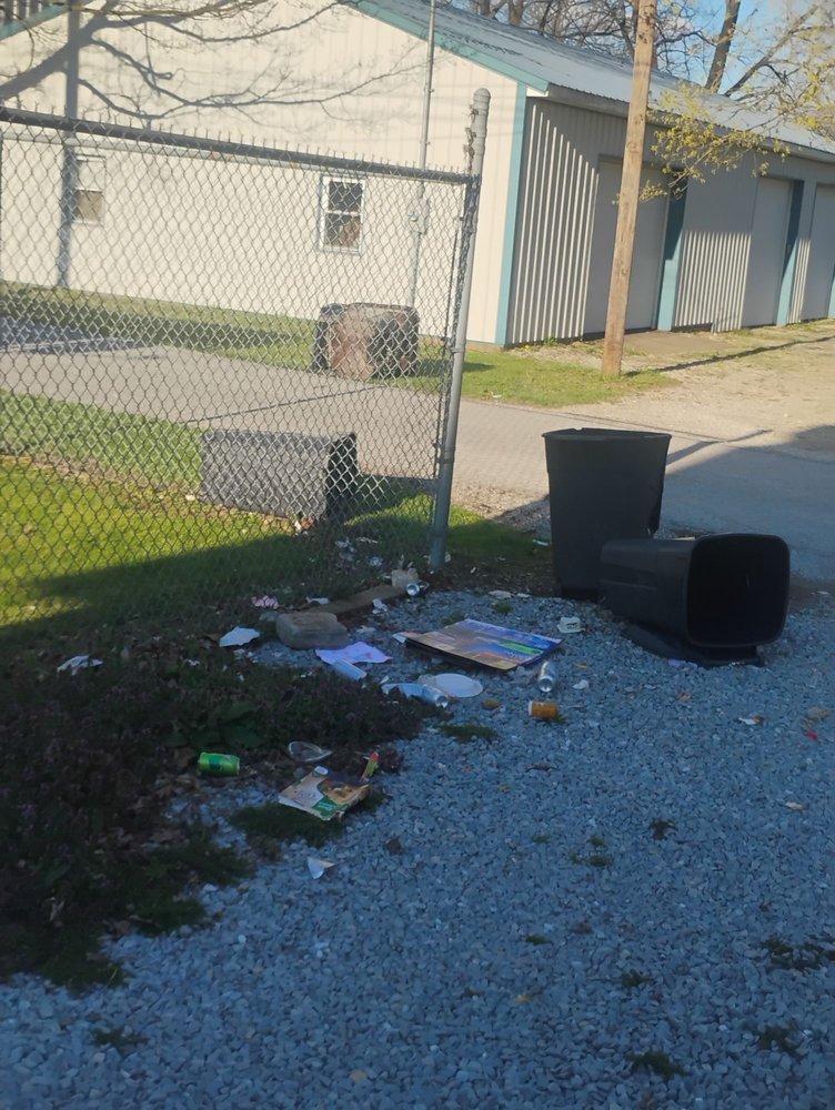 RUMPKE WASTE & RECYCLING Updated August 2025 Mansfield, Ohio Junk