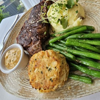 Sequoia - New York Strip with crab cake.  Also delicious! - New American Near Me - Washington, DC, District of Columbia