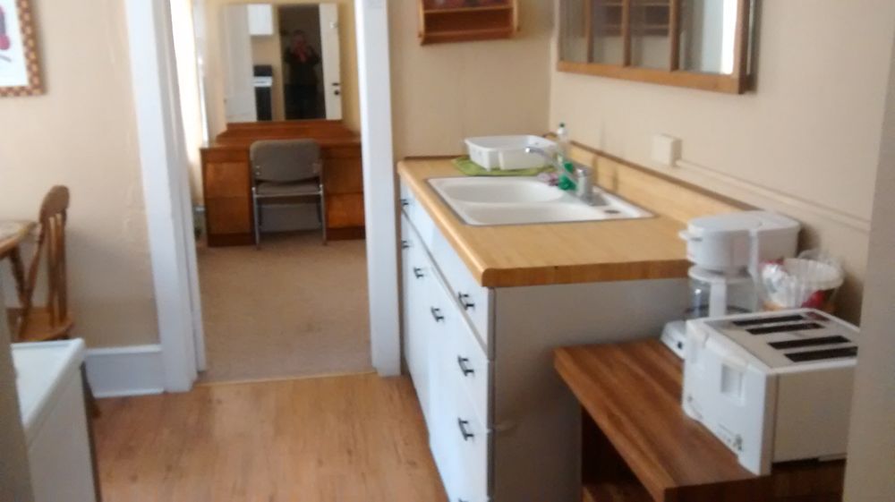 GOODRICH HOTEL Updated October 2024 27 Photos 229 A St W, Vale