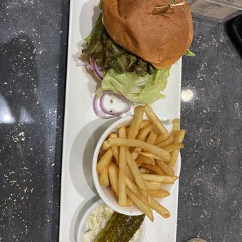 Chit Chat Diner - Cheeseburger Deluxe - Diners Near Me - Hackensack, New Jersey Chit Chat Diner - Cheeseburger Deluxe - Diners Near Me - Hackensack, New Jersey