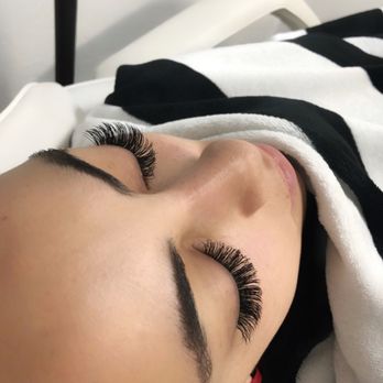 Lash Addictions - Full set classic lashes - Eyelash Service Near Me Lash Addictions - Full set classic lashes - Eyelash Service Near Me