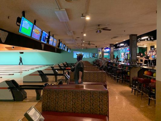 Roxbury Lanes by null