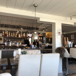 Vi Fire Cafè og Interiør