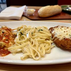 East Side Mario's - Mario's 3 Course Feast! Mario's Mangia Sampler - no way this meal should be priced at $29.99.