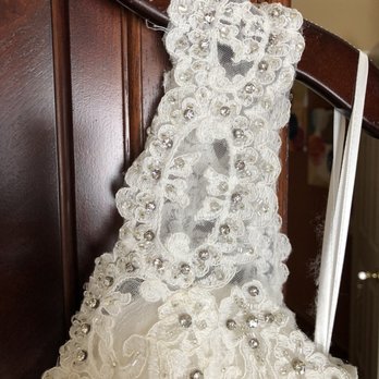 Modern Bride - Bridal Near Me - Los Angeles, California Modern Bride - Bridal Near Me - Los Angeles, California