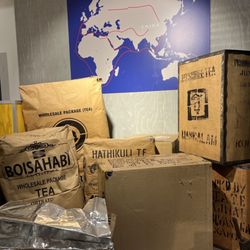 Ostfriesisches Teemuseum - Transportboxen mit Tee