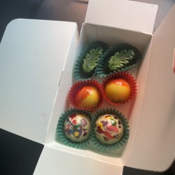 Roslyn Candy