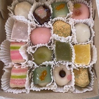 Fugetsu-Do - Candy Stores Near Me - Los Angeles, California Fugetsu-Do - Candy Stores Near Me - Los Angeles, California